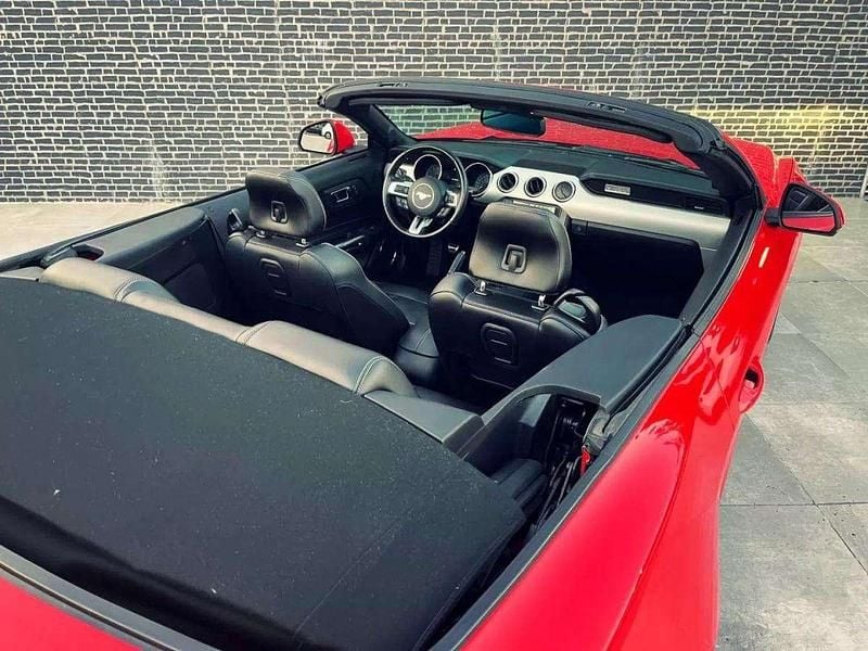 Usado Ford Mustang 314 HP (230 kW) 2015 Vermelho Cabrios