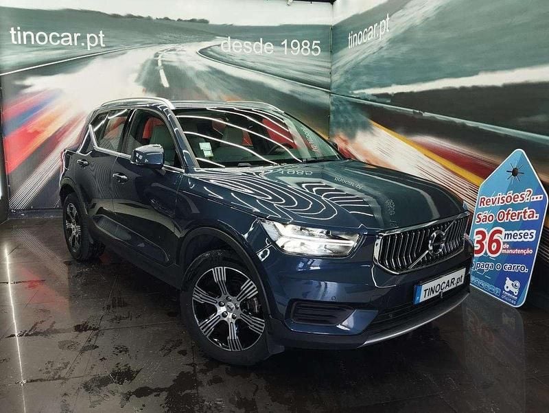 Cinzento Usado 2019 Volvo XC40 SUV | € 28.799 (Preço justo) - Imagem 1/4