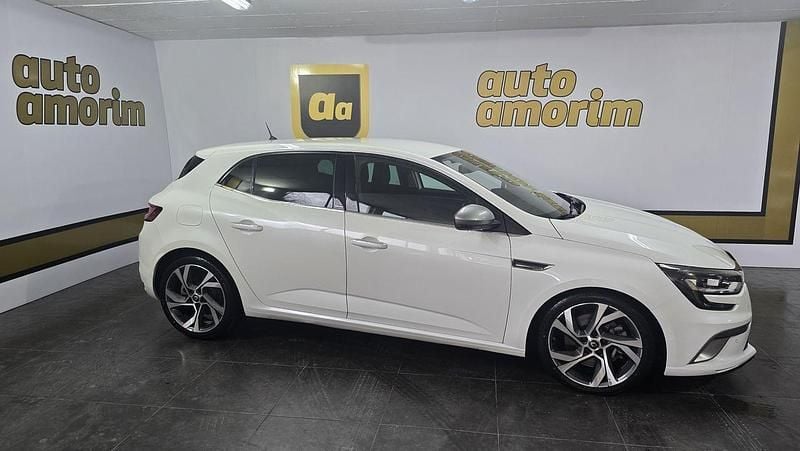 Usado Renault Mégane GT GT 165 HP (121 kW) 2019 Branco Coupé