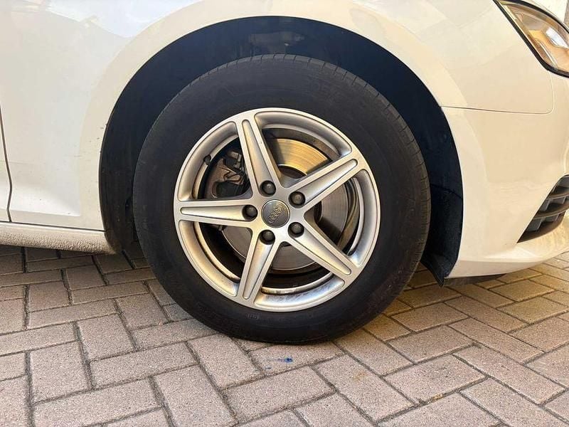 Usado Audi A4 150 HP (110 kW) 2019 Carrinha