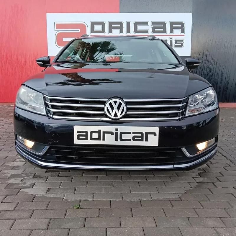 Usado VW Passat 140 HP (102 kW) 2011 Preto Carrinha