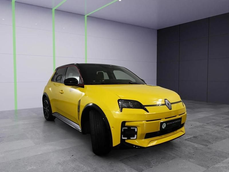 Usado Renault R5 110 kW (150 HP) 2024 Outra Citadino