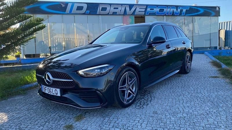 Cinza Usado 2023 Mercedes C300 AMG line Carrinha | € 44.900 (Preço justo) - Imagem 1/4