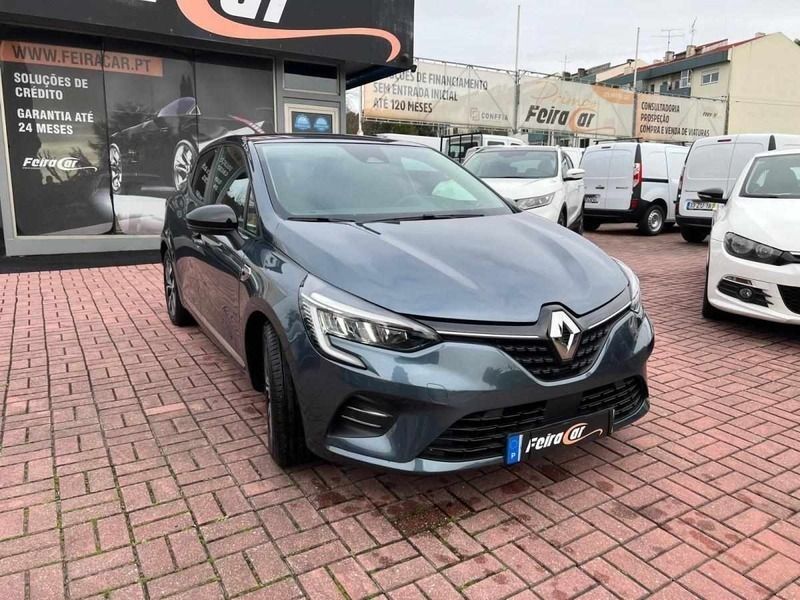 Cinza Usado 2022 Renault Clio V Zen | € 16.750 (Preço justo) - Imagem 1/4
