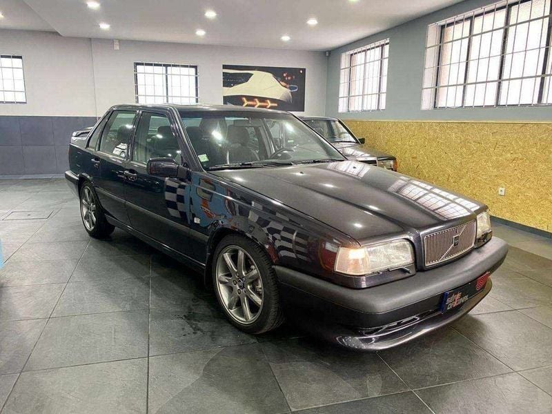 Cinzento Usado 1996 Volvo 850 Sedan | € 15.950 - Imagem 1/4