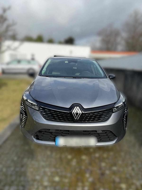 Usado Renault Clio V 91 HP (66 kW) 2024 Cinzento Citadino