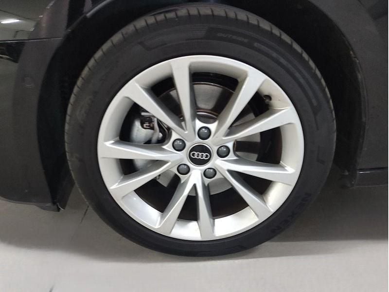 Usado Audi A3 Sportback e-tron 150 HP (110 kW) 2024 Preto Citadino