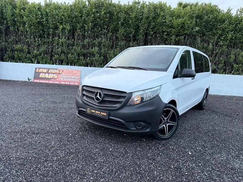 Branco Usado 2020 Mercedes Vito Monovolume | € 28.990 (Super Preço) - Imagem 1/4