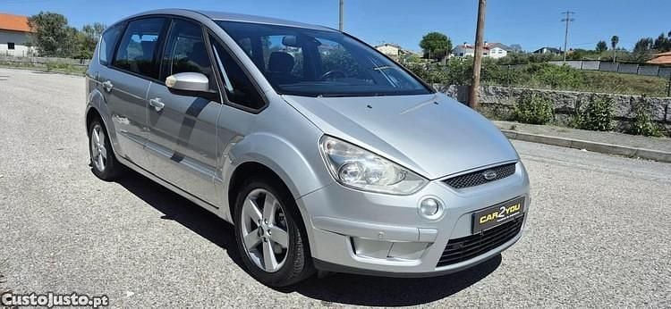 Cinza Usado 2008 Ford S-MAX Trend Monovolume | € 10.950 (Preço elevado) - Imagem 1/1