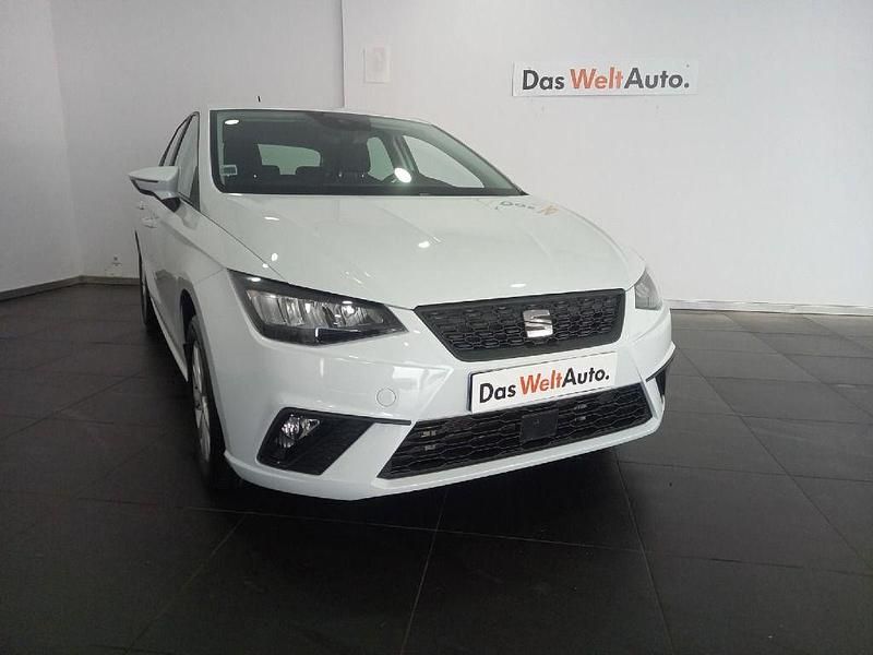 Usado Seat Ibiza Style 115 HP (84 kW) 2024 Branco Citadino