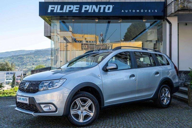 Prateado Usado 2020 Dacia Logan MCV Stepway Carrinha | € 17.890 (Preço justo) - Imagem 1/4