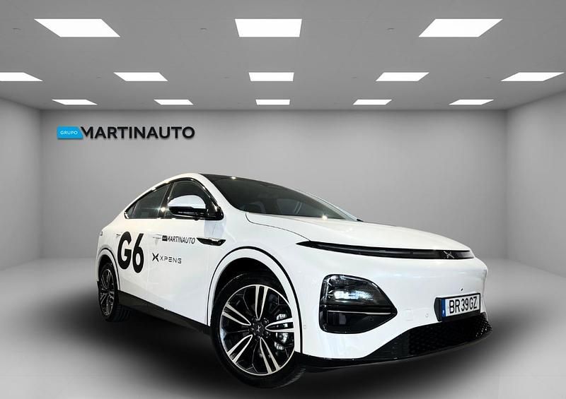 Branco Usado 2025 XPENG G6 AWD Performance SUV | € 53.000 - Imagem 1/4
