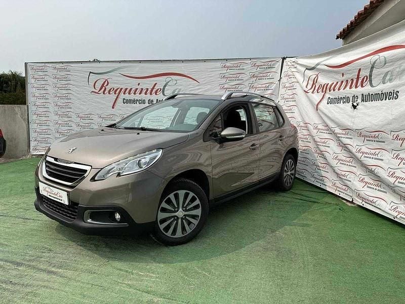 Cinzento Usado 2014 Peugeot 2008 Active SUV | € 10.990 (Preço elevado) - Imagem 1/4