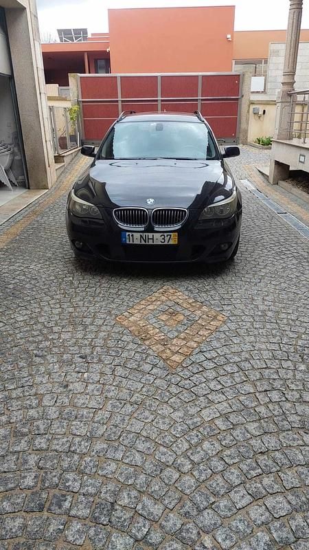 Usado BMW 530 231 HP (169 kW) 2005 Preto Carrinha