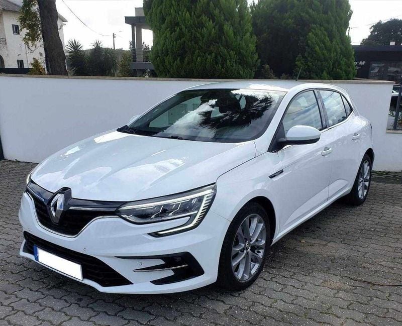 Branco Usado 2021 Renault Mégane IV LIMITED Citadino | € 17.000 (Bom preço) - Imagem 1/4