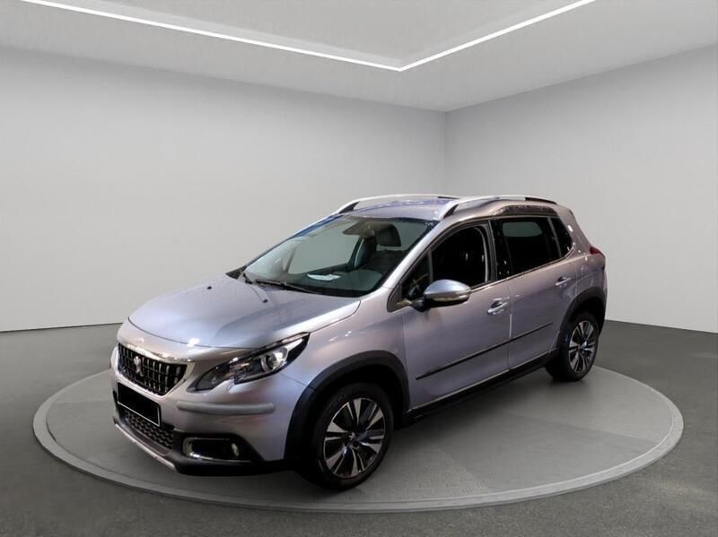 Cinzento Usado 2016 Peugeot 2008 Allure SUV | € 12.450 (Preço justo) - Imagem 1/4