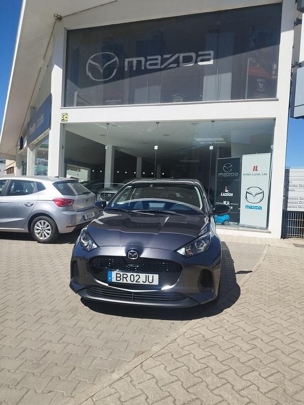 Cinza Usado 2025 Mazda 2 Center-Line | € 22.500 (Super Preço) - Imagem 1/4