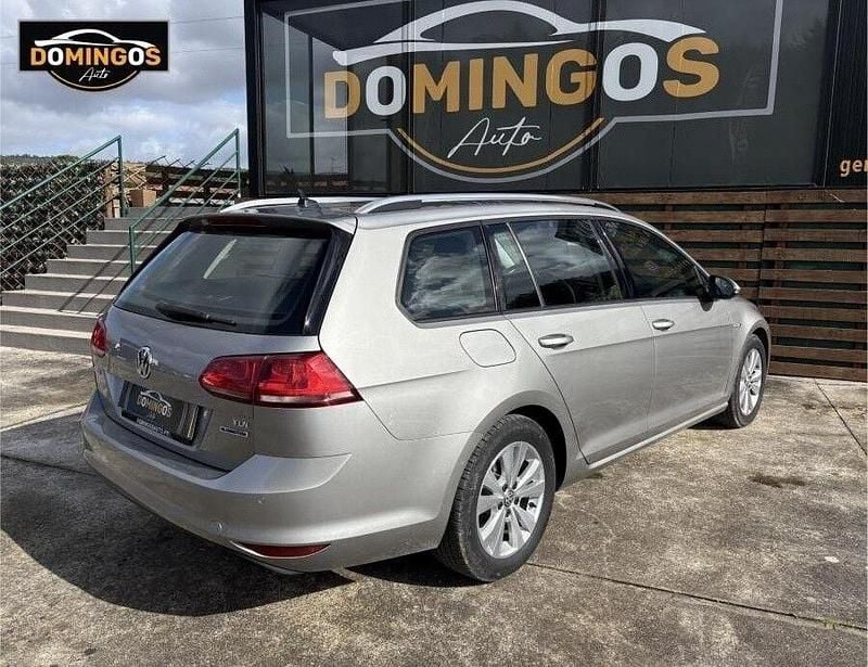 Usado VW Golf VII 110 HP (80 kW) 2015 Cinza Carrinha