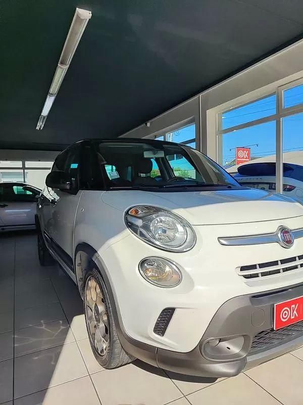 Branco Usado 2013 Fiat 500L Pop Star Monovolume | € 8.750 (Caro) - Imagem 1/4