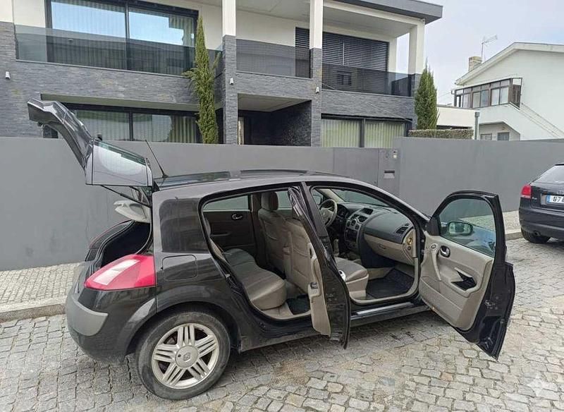 Usado Renault Mégane II 105 HP (77 kW) 2005 Sedan