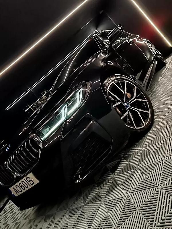 Usado BMW 520 204 HP (150 kW) 2022 Preto Sedan