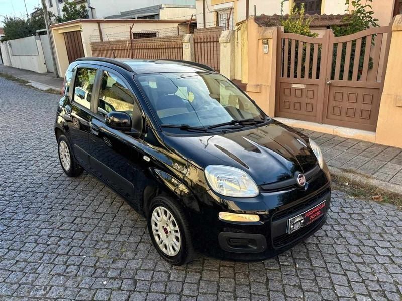 Preto Usado 2015 Fiat Panda Pop Citadino | € 6.550 - Imagem 1/4