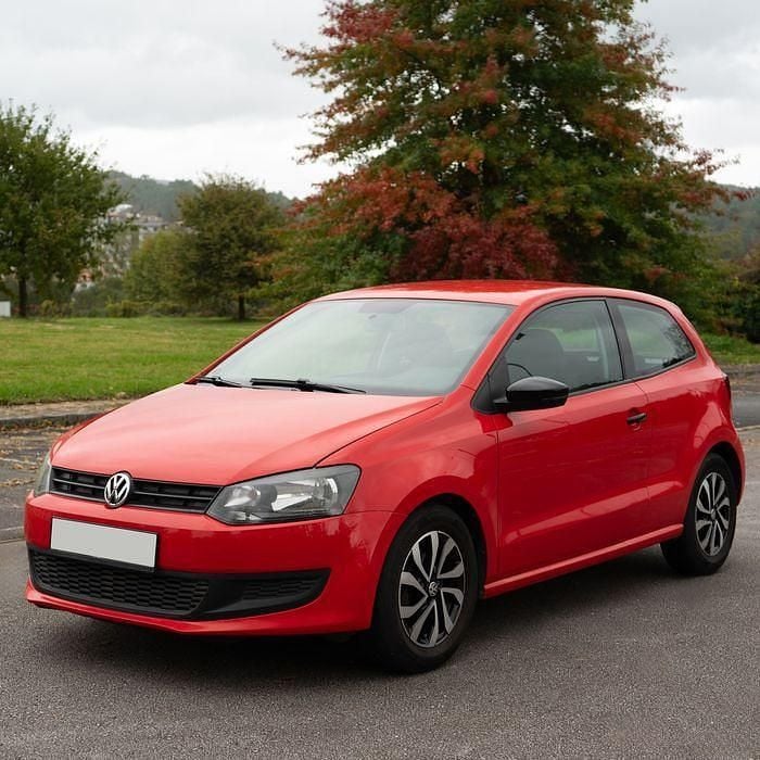 Usado 2011 VW Polo Trendline Sedan | € 5.900 (Super Preço) - Imagem 1/4
