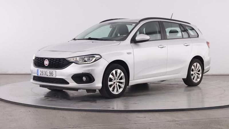 Cinzento Usado 2019 Fiat Tipo Wagon Carrinha | € 7.980 (Preço justo) - Imagem 1/4