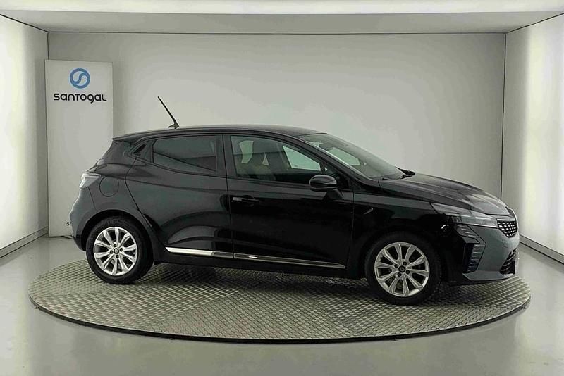 Preto Usado 2024 Renault Clio V Evolution Citadino | € 18.300 (Preço justo) - Imagem 1/4