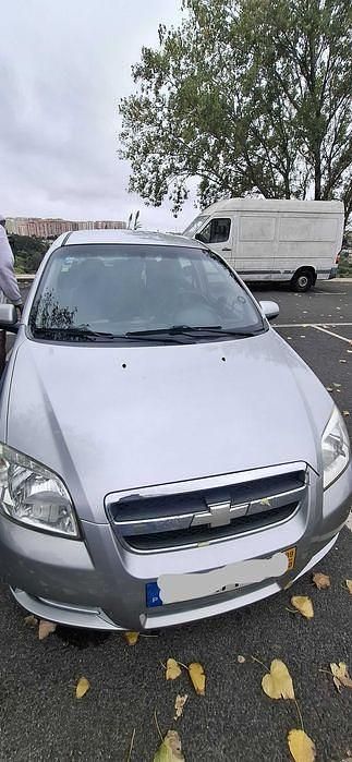 Cinzento Usado 2009 Chevrolet Aveo Sedan | € 3.000 - Imagem 1/4
