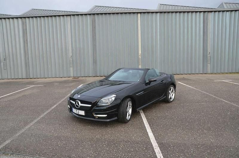 Usado 2015 Mercedes SLK250 AMG Cabrios | € 30.000 - Imagem 1/4