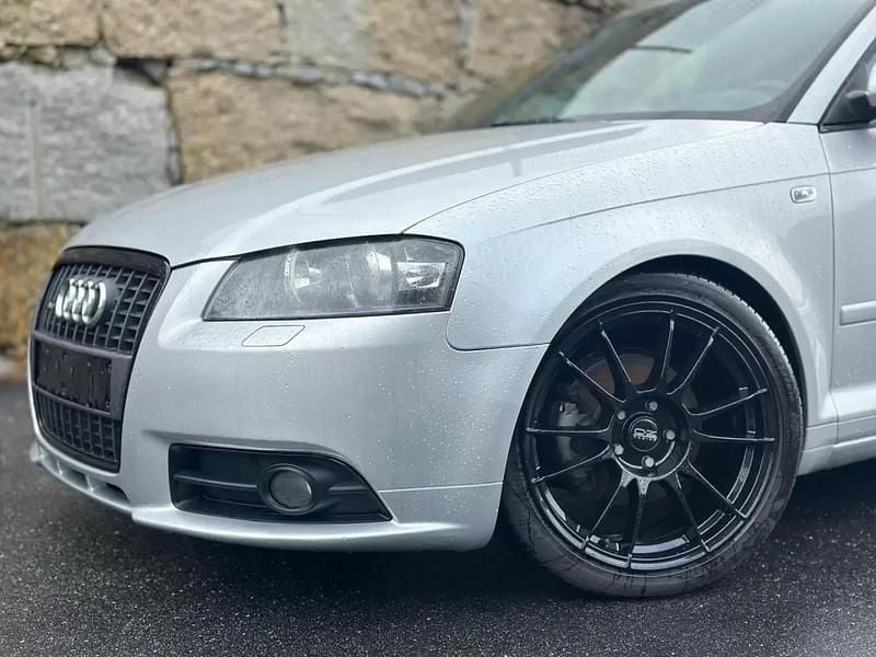 Usado Audi A3 S-Line 140 HP (102 kW) 2007 Cinza Citadino