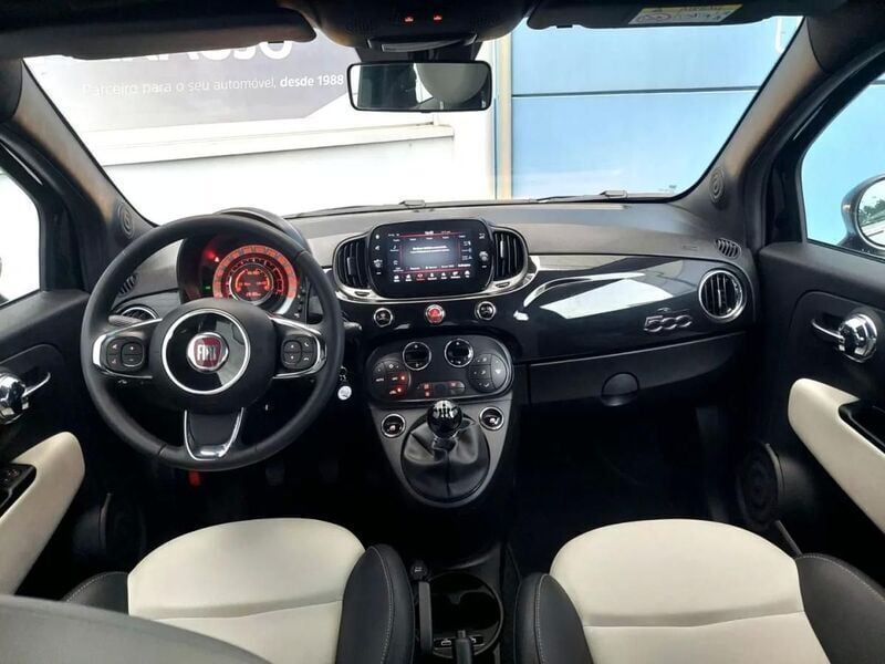Usado Fiat 500C 70 HP (51 kW) 2022 Preto Cabrios