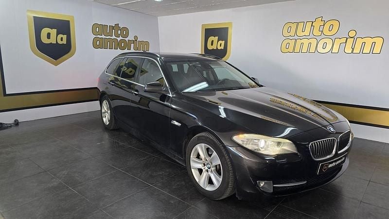 Preto Usado 2011 BMW 520 Comfort Edition Carrinha | € 11.890 (Bom preço) - Imagem 1/4
