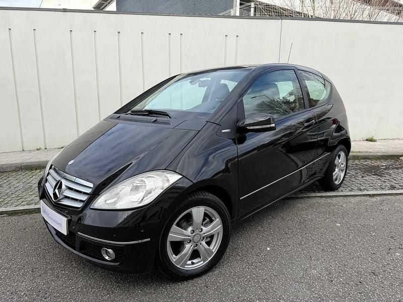 Usado Mercedes A150 95 HP (69 kW) 2008 Preto Citadino