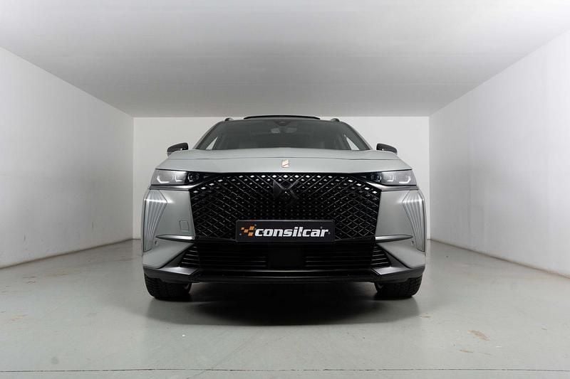 Usado DS Automobiles DS7 Crossback 360 HP (264 kW) 2023 Cinza SUV