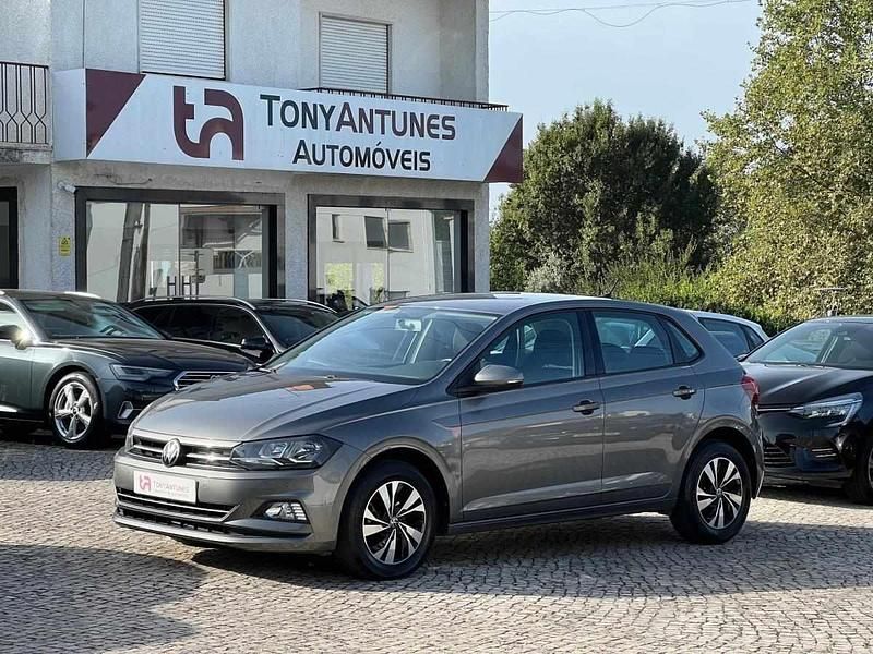 Cinzento Usado 2021 VW Polo | € 15.500 (Preço justo) - Imagem 1/4