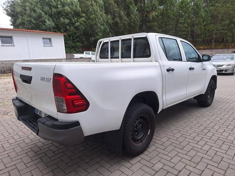 Usado Toyota HiLux 150 HP (110 kW) 2019 Branco Pickup