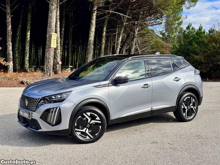 Cinza Usado 2023 Peugeot 2008 GT SUV | € 23.500 (Caro) - Imagem 1/1