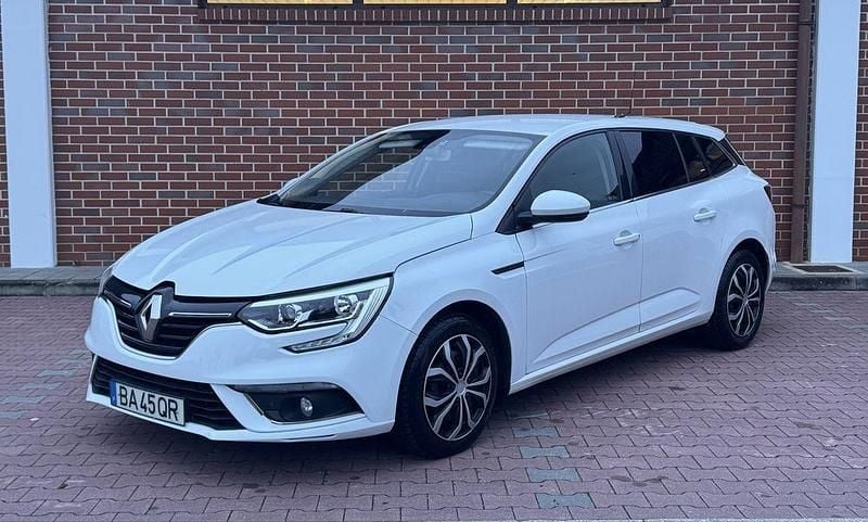 Usado 2019 Renault Mégane IV Sedan | € 9.250 (Super Preço) - Imagem 1/4