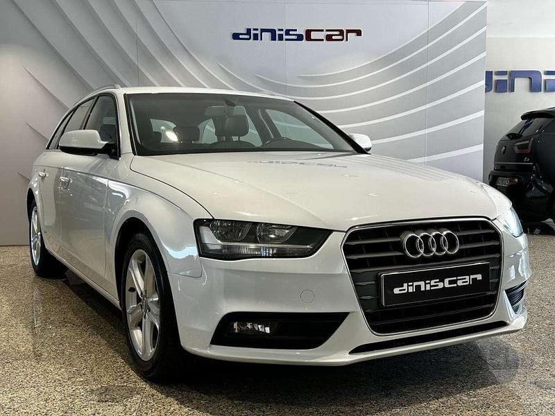 Branco Usado 2015 Audi A4 Sport Carrinha | € 16.900 (Preço justo) - Imagem 1/4