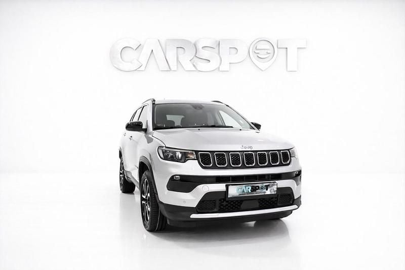 Usado Jeep Compass 190 HP (139 kW) 2022 Antracite SUV