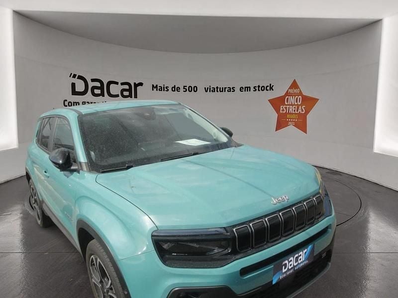 Azul Usado 2024 Jeep Avenger EV Summit SUV | € 25.399 (Preço justo) - Imagem 1/4