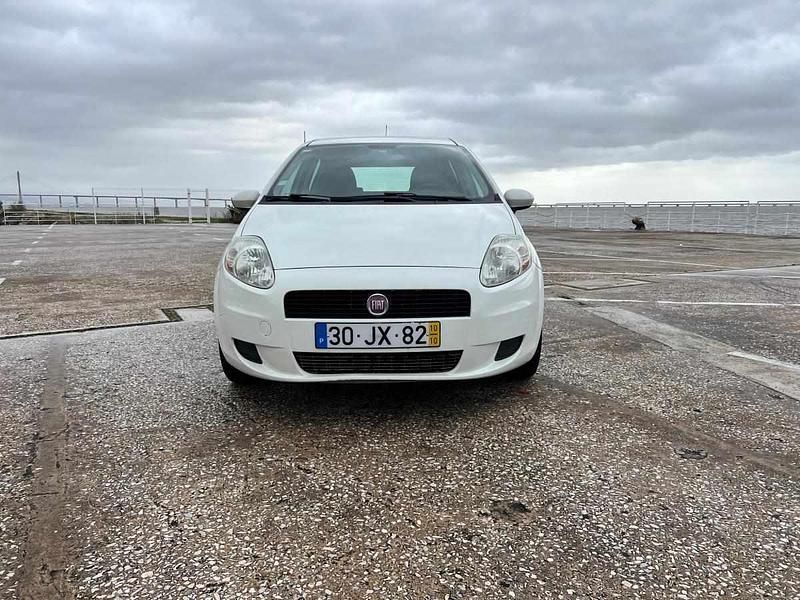 Usado Fiat Punto 75 HP (55 kW) 2010 Branco Citadino