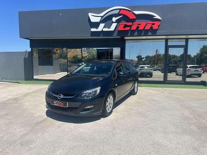 Verde Usado 2016 Opel Astra Business Edition Carrinha | € 11.750 (Preço justo) - Imagem 1/4