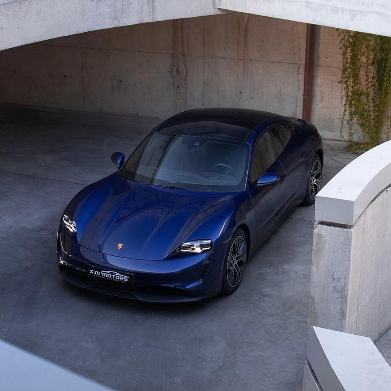 Azul Usado 2022 Porsche Taycan Performance Package Sedan | € 61.500 (Bom preço) - Imagem 1/4