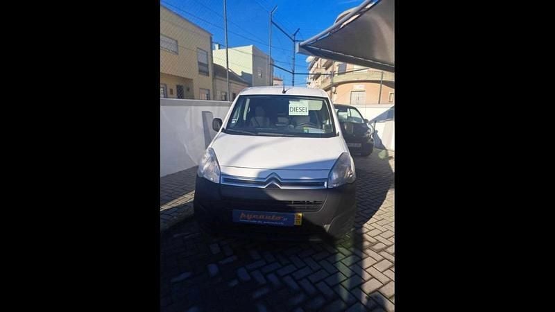 Branco Usado 2018 Citroën Berlingo Monovolume | € 13.900 (Preço elevado) - Imagem 1/4
