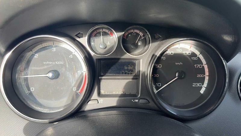 Usado 2011 Peugeot 308 Sedan | € 6.850 (Preço elevado) - Imagem 1/4