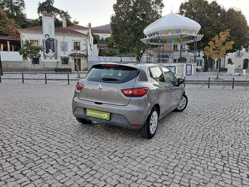 Usado Renault Clio IV 90 HP (66 kW) 2015 Cinzento