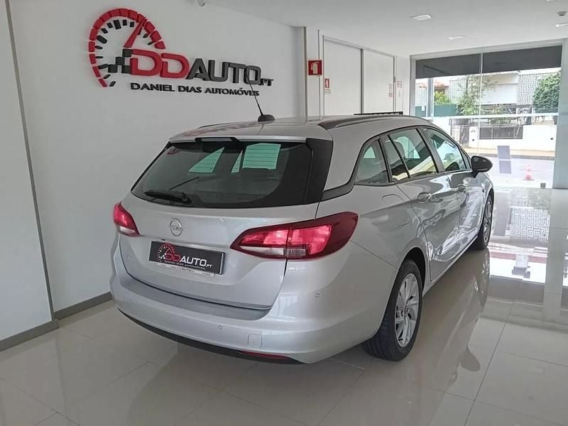 Usado Opel Astra Business Edition 122 HP (89 kW) 2020 Cinza prata Carrinha